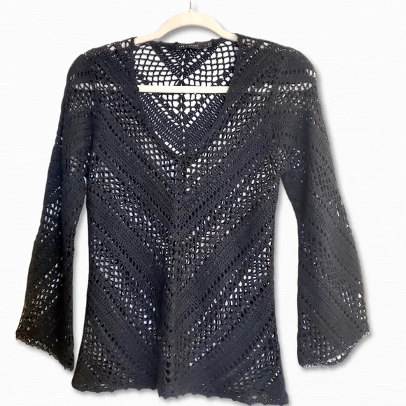 Crochet V Neck Black Long Sleeve Top with Bead Trim by The Limited Size S - Picture 1 of 7